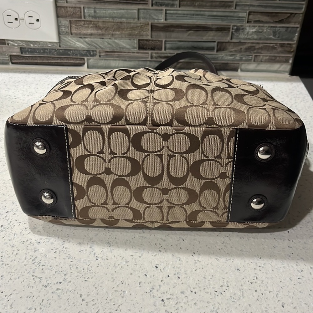 2009 Coach Pleated Signature East/West Gallery Tote Shoulder Bag - Picture 10 of 16